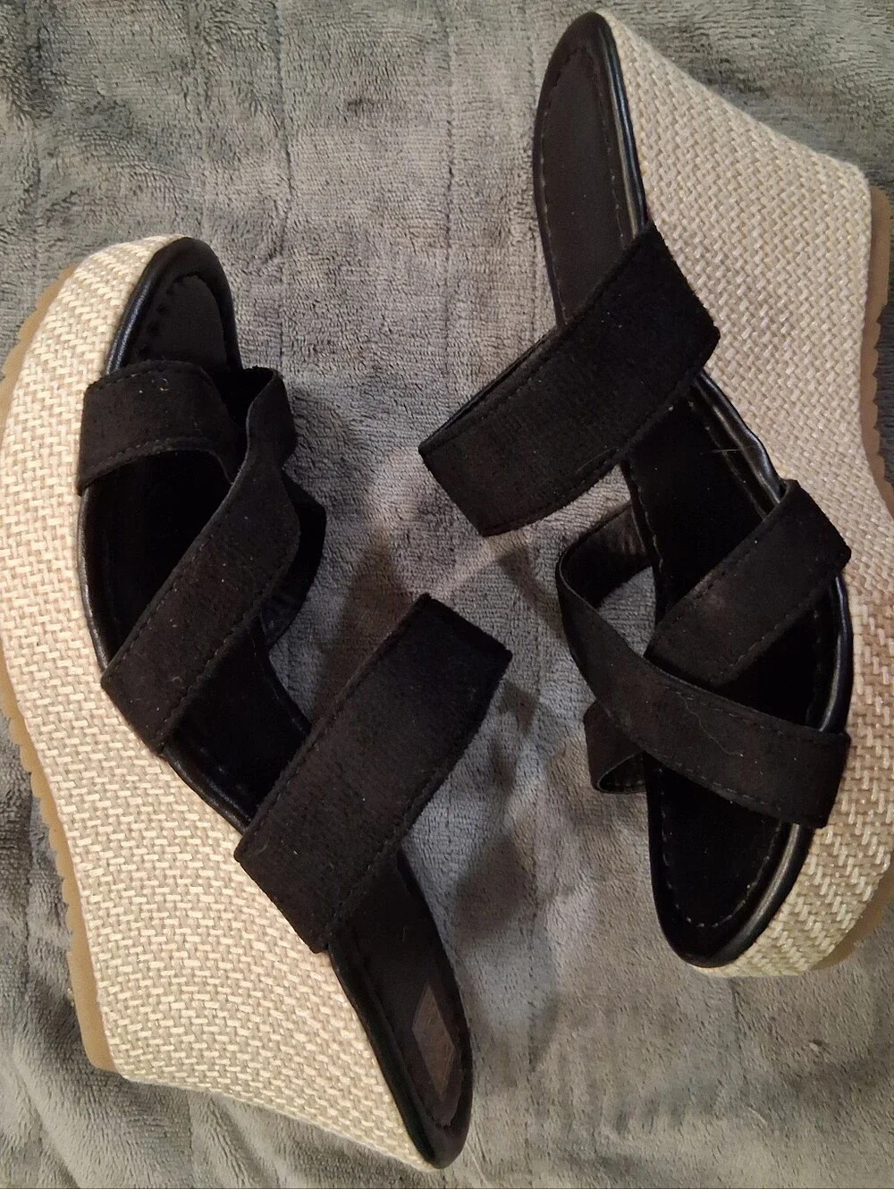 Womens Black Wedge Sandals with Textured Platform